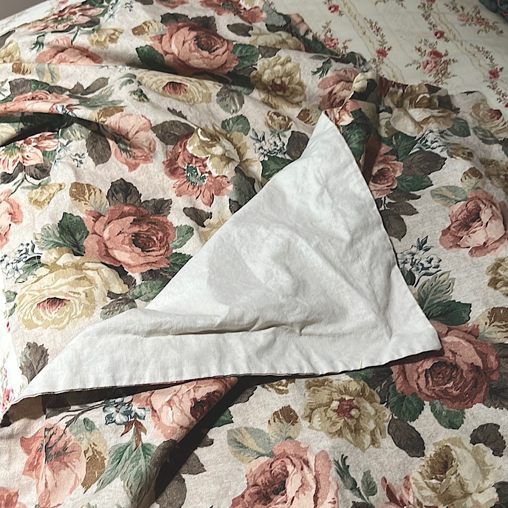 Pottery Barn Rita Flora Sham Set